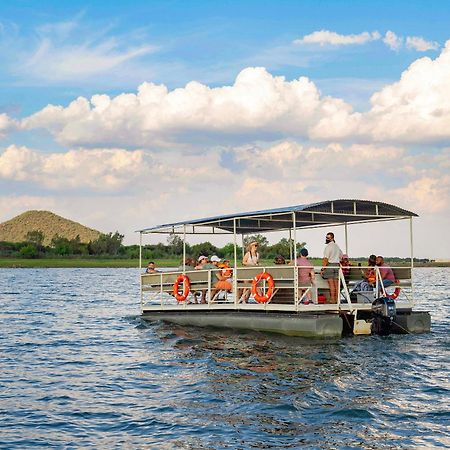 Finfoot Lake Reserve By Dream Resorts Vaaldam エクステリア 写真
