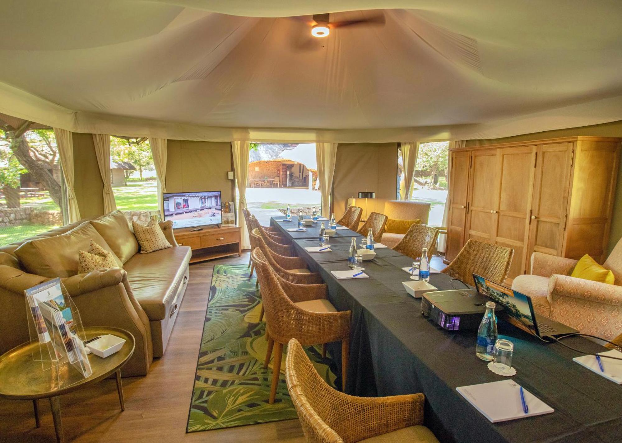 Finfoot Lake Reserve By Dream Resorts Vaaldam エクステリア 写真